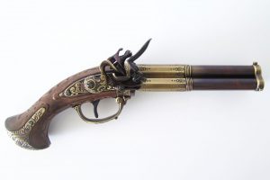 Replika 3-pipig Flintlåspistol 1700-tal
